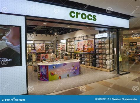 breaking the rules croc